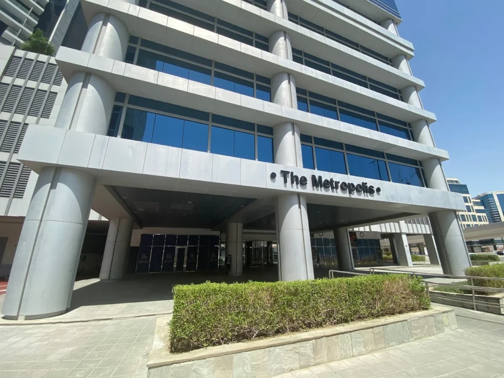 the metropolis tower business bay dubai​